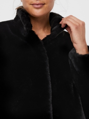 10230905 black