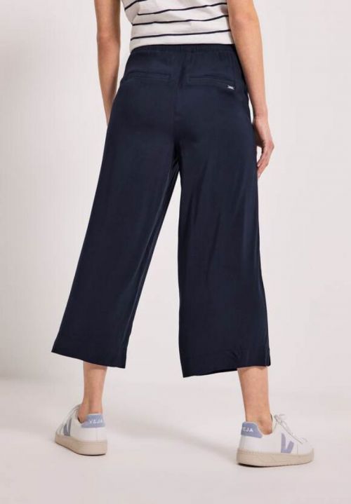 B376388  10128 deep blue