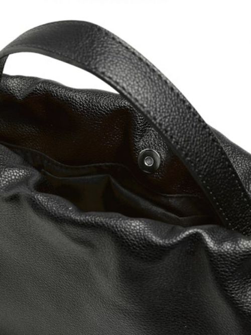 17154696 Black