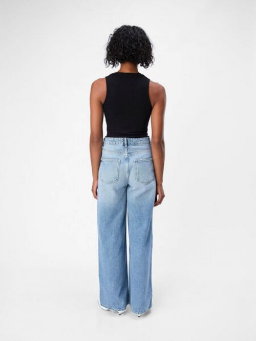 23045593 Medium Blue Den