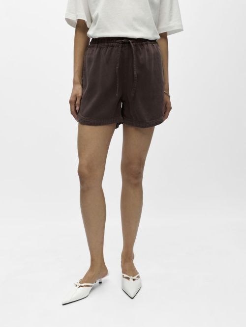 23046631 Seal Brown