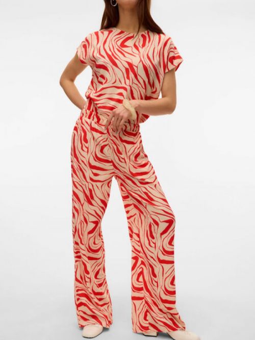 10322915 Fiery Red Buki