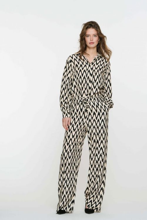 51173-70 000999 Black