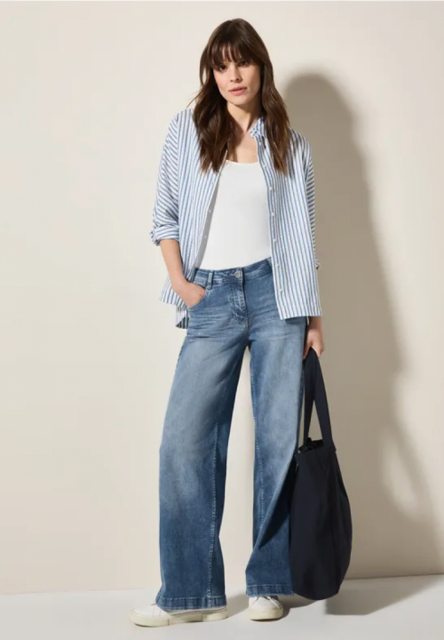 B379070 10369 light blu