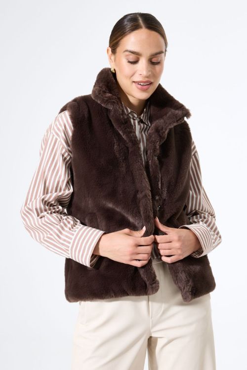 J50093 7356 Brown