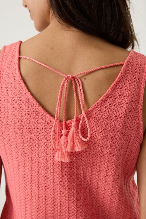 R260222 1005 Coral