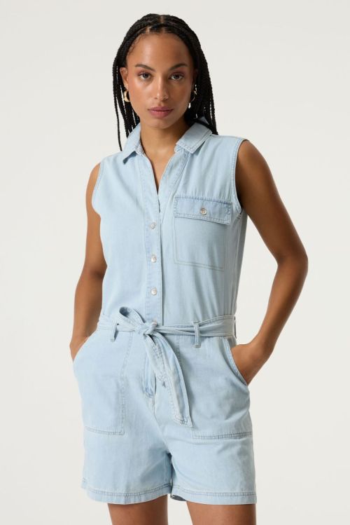 R260311 1173 Morn Blu