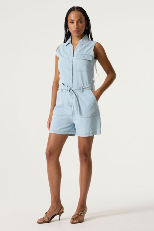 R260311 1173 Morn Blu