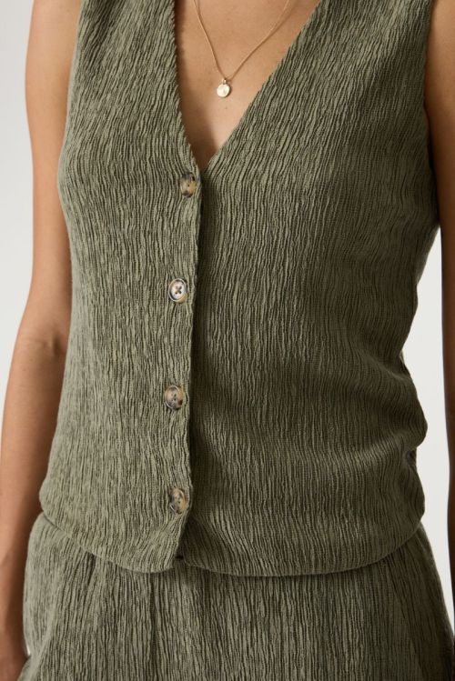 R260290 9945 Olive Bree