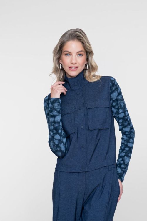 65581-26 000685 Dark Blu